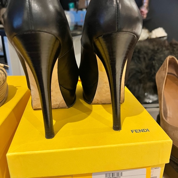 Fendi Shoes - Picture 7 of 10